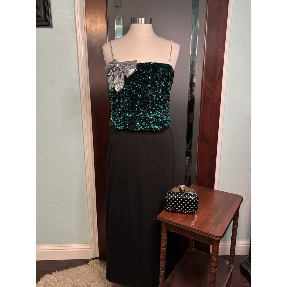 NWT Love On A Hanger Sequin Top Size XL New Holiday Special Occasion Top